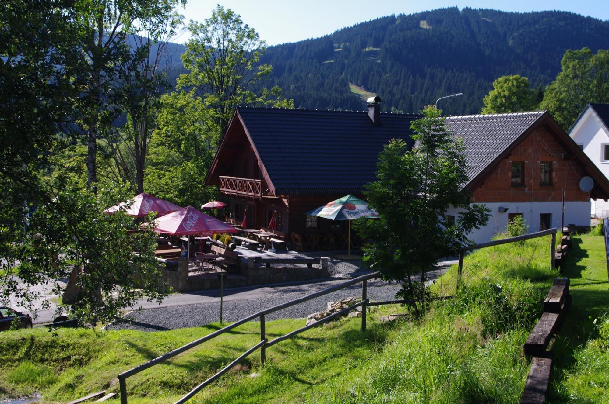 Penzion Avalanche Železná Ruda Exterior foto